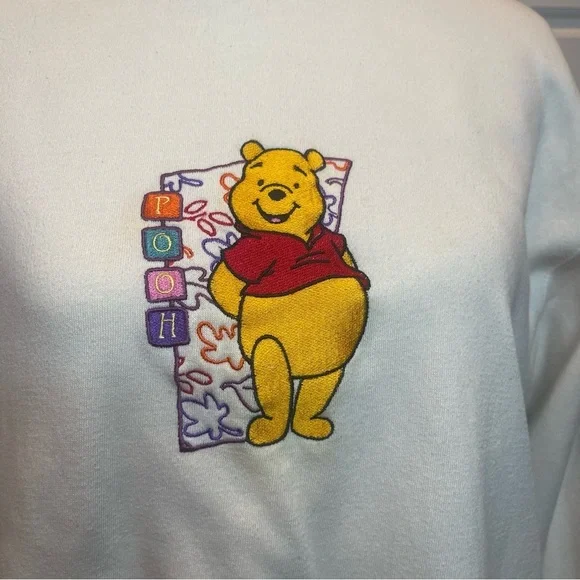 Vintage Winnie the Pooh 100 Acre Collection Sweatshirt Size Medium - Picture 3 of 9